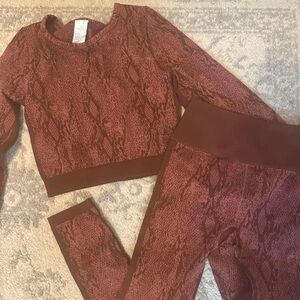 Fabletics nwot set